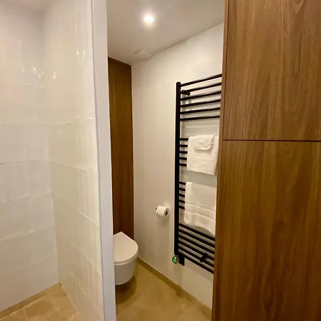 Quatorze - Centre-ville, Lumineux, Vue Degagee Apartman Viré